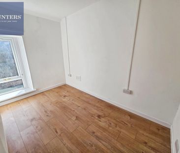 1 bedroom Flat To Let - Photo 5