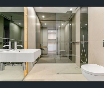 Central Park Studio for lease w Fridge and Wash machine - Photo 6