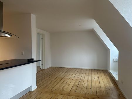 <b>Centralt beliggende og indbydende 2-værelses lejlighed – Løkkegade, Aalborg</b> - Photo 2