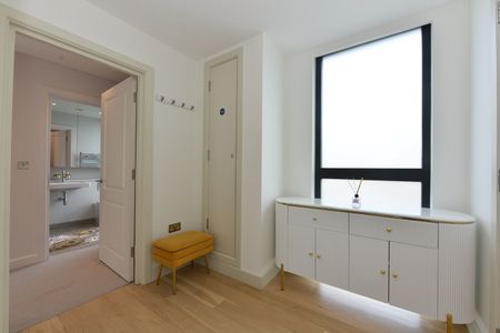 3 Bed Penthouse, Essex Park Mews, W3 - Photo 5
