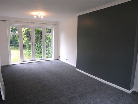 Longdon Avenue, Wolverhampton Monthly Rental Of £1,250 - Photo 2