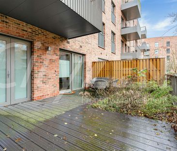 Explorer Way, London - Photo 2