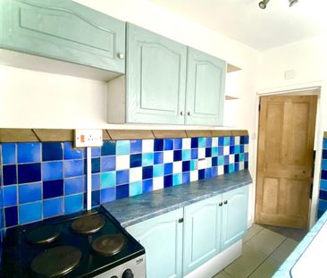 2 Bed Terraced House, Blenheim Gardens, RG1 - Photo 4