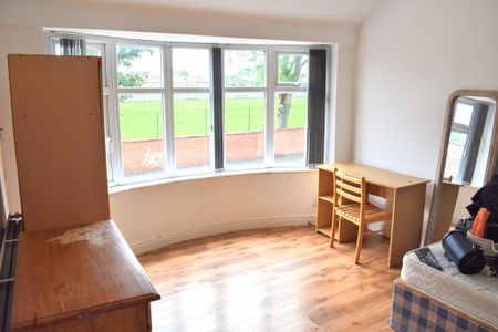 6 bedroom semi-detached house to rent - Photo 5