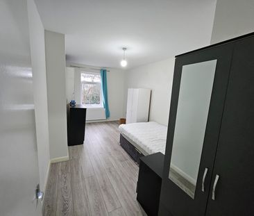 Room in a Shared House, Cobham Road, N22 - Photo 2