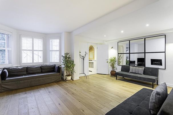 3 bedroom flat to rent - Photo 1