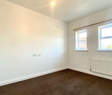 2 bedroom semi-detached house to rent - Photo 3