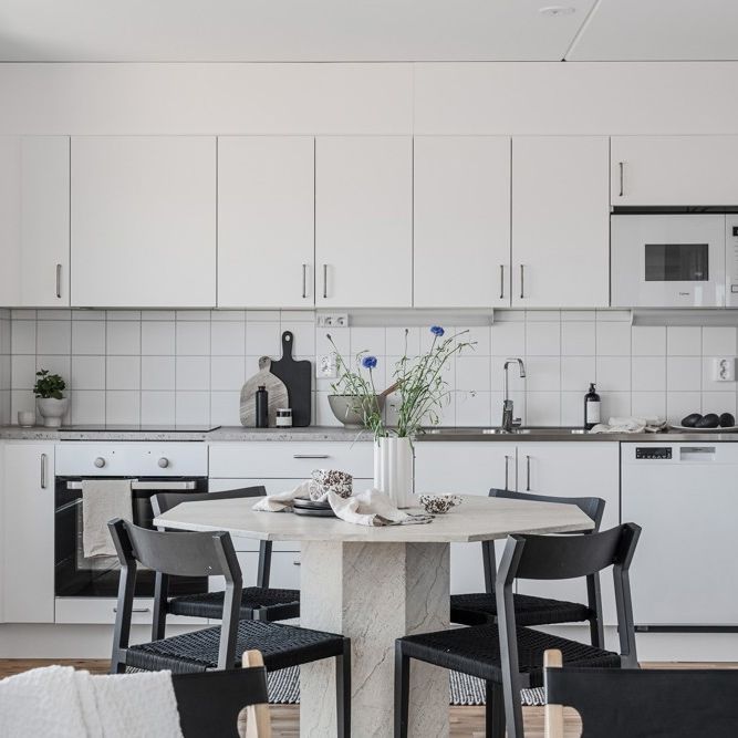 Torpängsgatan 4A, 74130, Knivsta - Photo 1