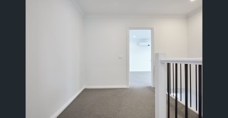 Near-New Modern Townhouse in Prime Noble Park Location - Photo 4