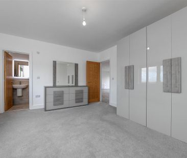 2 bedroom apartment to rent - Photo 6