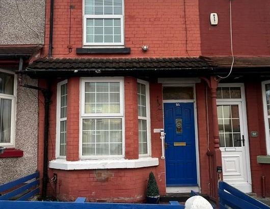 2 bedroom terraced house to rent - Photo 1