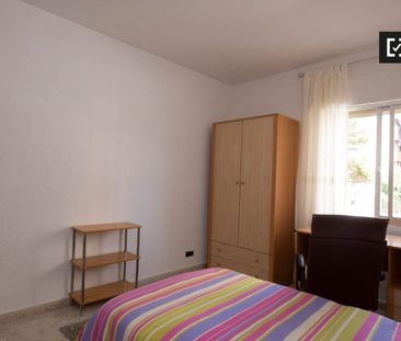 granada, Andalusia 18011 - Photo 2