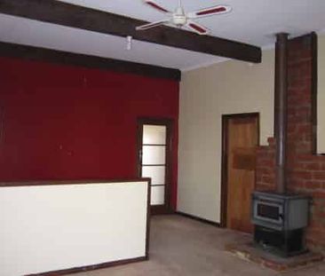 GREYMOUTH - 3 BEDRROM - Photo 1