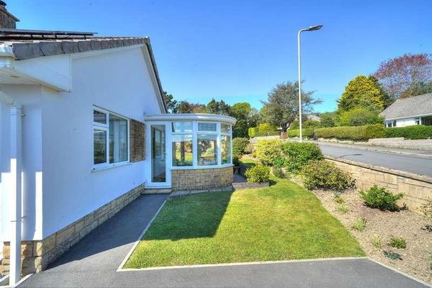 Raleigh Park, South Molton, EX36 - Photo 1