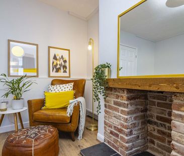 2 bedroom terraced house to rent - Photo 5