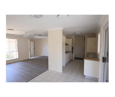 6 Queen Charlotte Court, Mudgeeraba, Qld 4213 - Photo 4