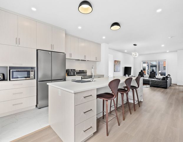 À louer / Maison à étages - Photo 1