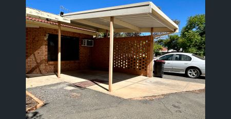 Town Centre Unit - Photo 2