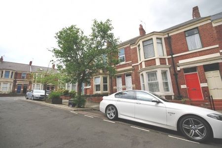 3 Bed - Amble Grove, Sandyford - Photo 5