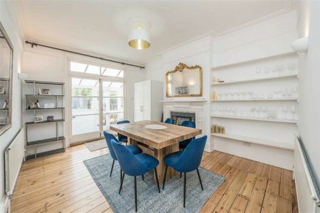 Teddington Park, Teddington, TW11 - Photo 2