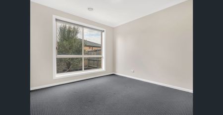 Light, Space, and Style in Perfect Harmony - Photo 5