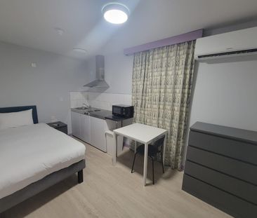 Studio Flat, London Road, CR7 - Photo 3