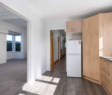 Warm, Stylish, and Spacious - Photo 3