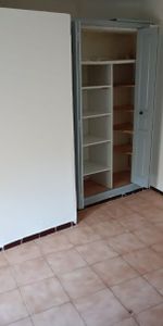 Location Appartement 1 pièce 19m² EGUILLES 13510 - Photo 3