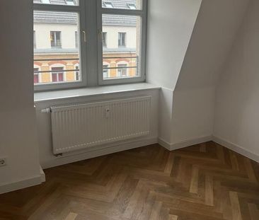 Seltene 5-Zimmerwohnung Ã¼ber 2 Etagen in elbnaher Lage mit gehoben... - Photo 1