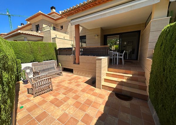 Townhouse Javea Port to let for Winter