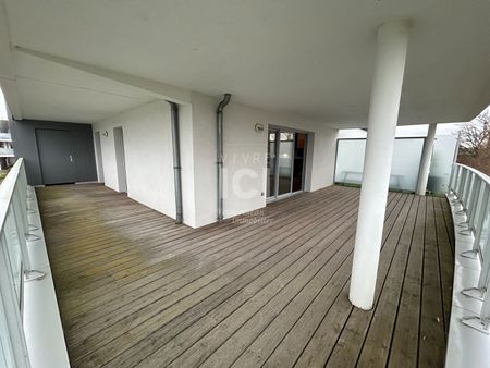 A Louer Appartement 3 Pièces De 65 M² Avec Grande Terrasse De 48 M² + Deux Places De Stationnements Privative -sainte Luce Sur Loire - Photo 5
