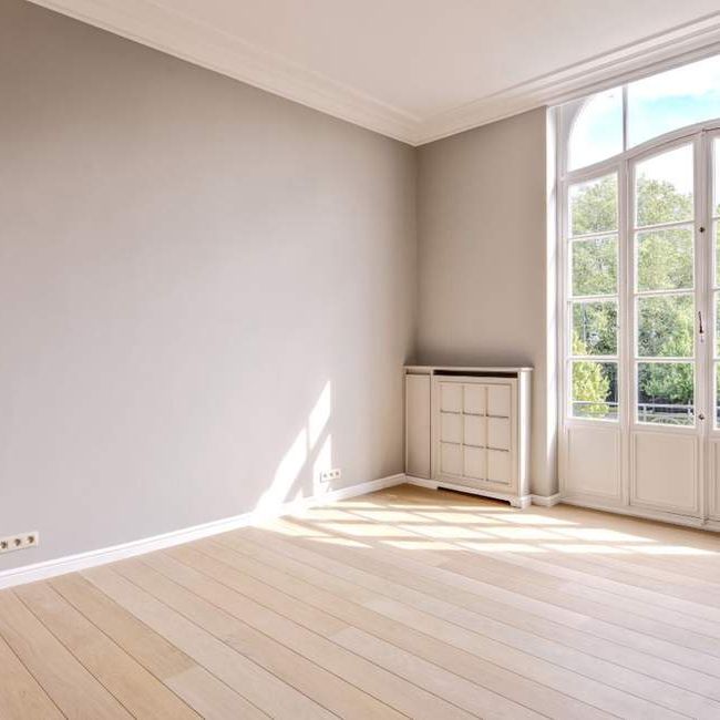 Woning te huur in Sint-Pieters-Woluwe voor € 12.500 met 6 slaapkamers - Foto 1