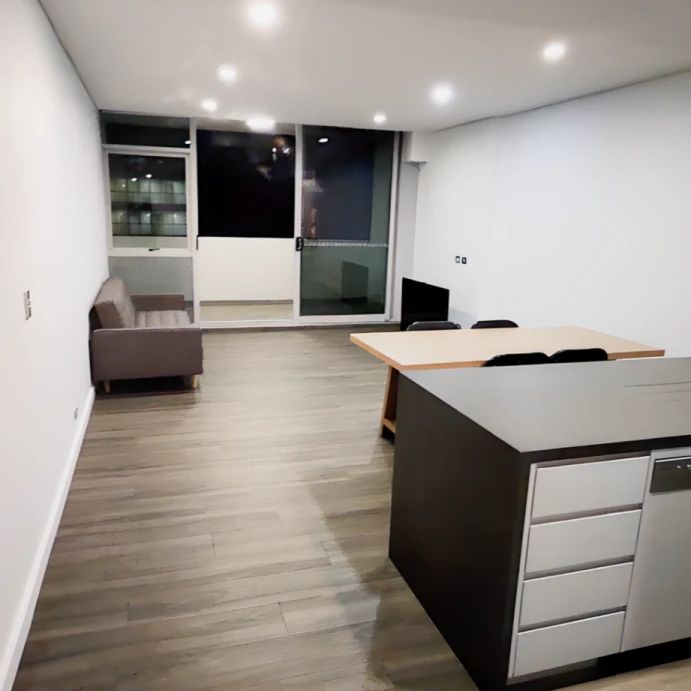 2 beds 2 bath - Photo 1