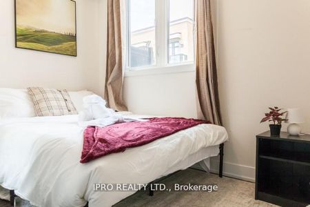 For Lease - 12868 Yonge Street Unit# 5, Richmond Hill, Ontario - Photo 3