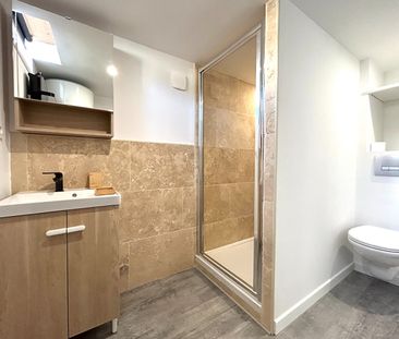 Studio de 16 m² AVEC MEZZANINE en location - Photo 6