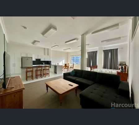 2/464 Hunter Street, Newcastle, NSW 2300 - Photo 1