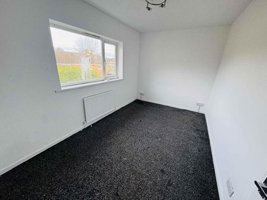 3 bedroom end of terrace house to rent - Photo 1