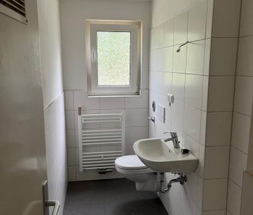 Helle Zwei-Zimmer-Wohnung im Erdgeschoss ab sofort zu vermieten! - Foto 5