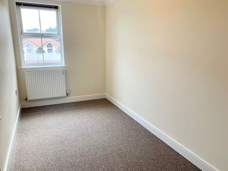 SOUTHCOTE ROAD, SPRINGBOUNE - Photo 2