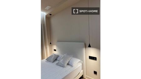 1 room luxury Flat for rent in Santa Coloma de Gramenet, Catalonia - Photo 4