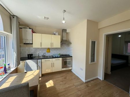 1 bedroom apartment to rent - Photo 4