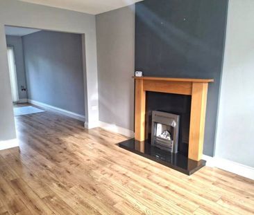 Semi detached 3 bedroom house - Photo 2