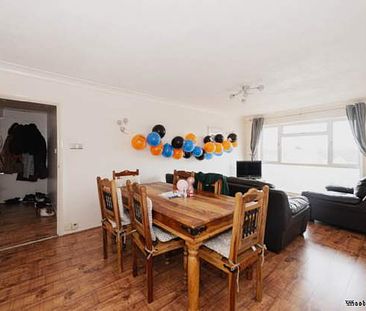2 bedroom property to rent in Sutton - Photo 6