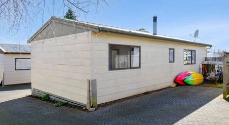 3/197 Spa Road, Town Centre - Photo 3