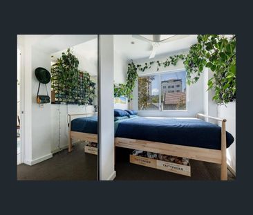 Sunlit 79sqm Apartment With Private Rooftop Terrace & Views - Photo 5