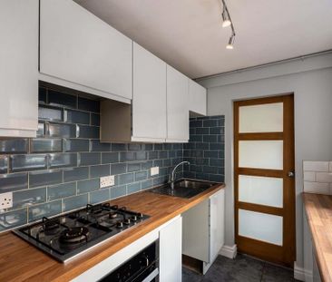 2 bedroom terraced house to rent - Photo 6
