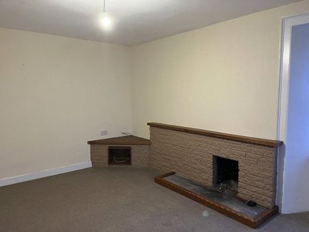 3 bedroom detached house to rent - Photo 2