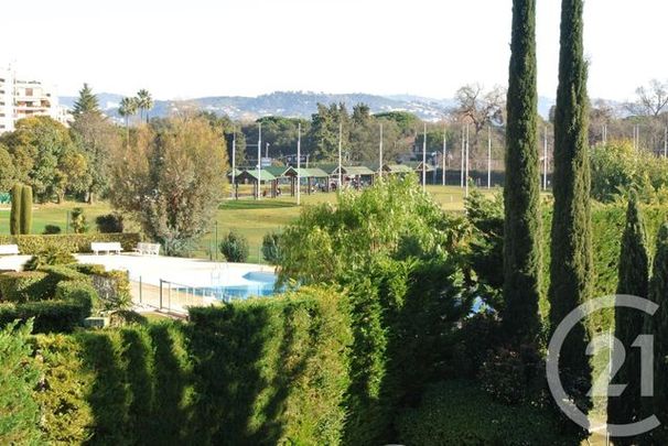 Appartement Studio à louer - Photo 1