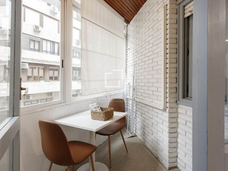 Excellent 2 Bedroom apartment for rent in Arapiles, Madrid - Foto 4