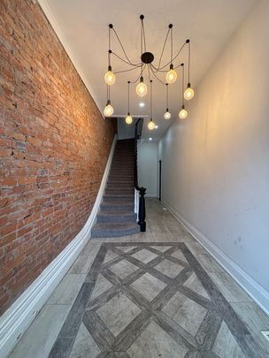 $1,545 / 2 br / 1 ba / 87 Victoria ave N unit 3 - Photo 1